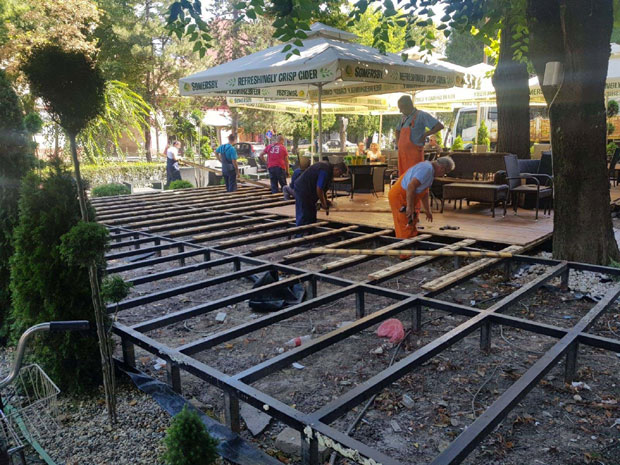 РАЗОРЕНА КОНСТРУКЦИЈА ВРЕДНА 15.000 ЕВРА: Закупац дужан, срушена башта